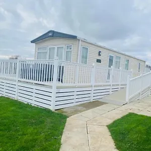  Holiday home U6 Sand Le Mere Holiday Village United Kingdom