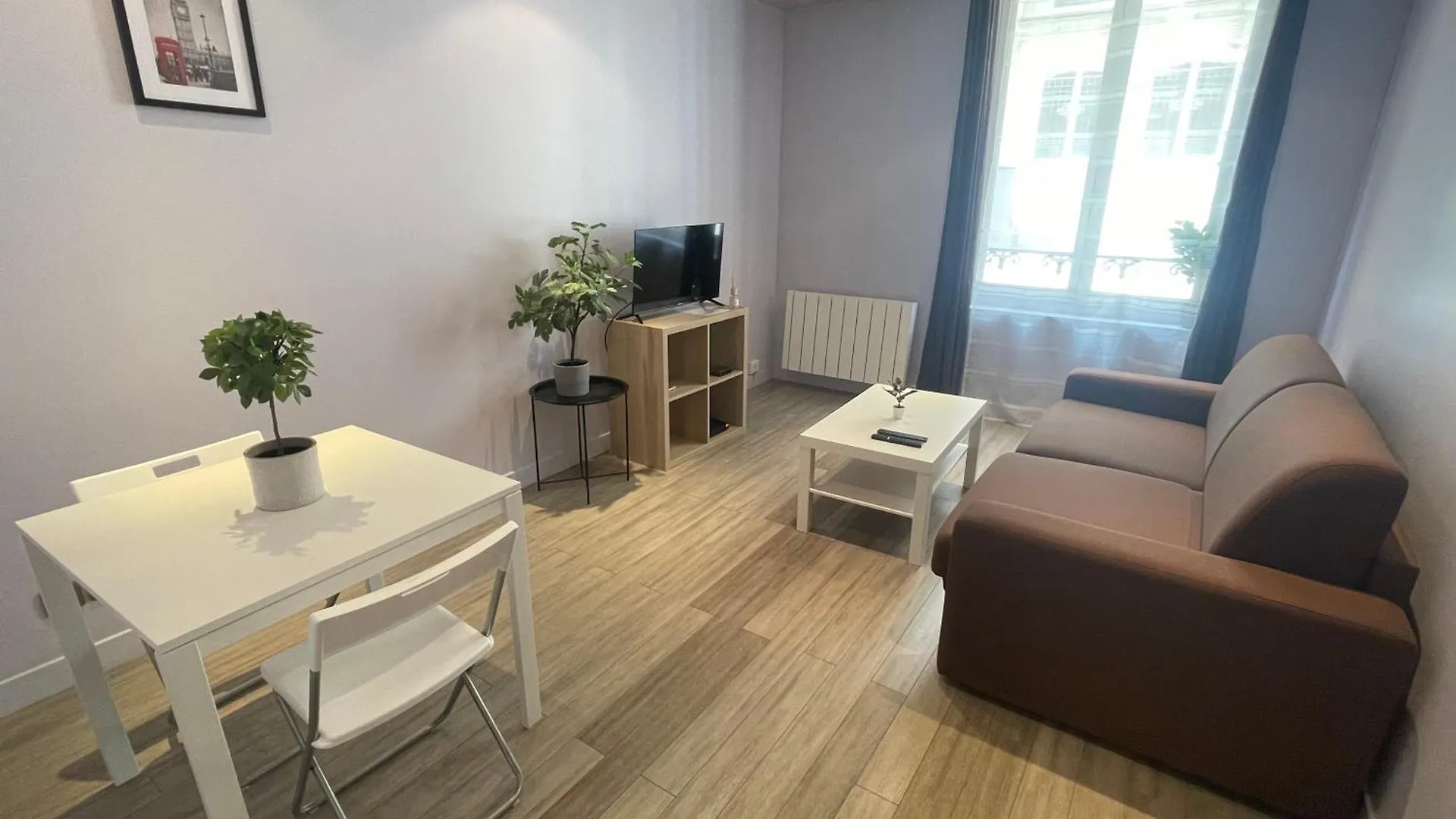 Apartment Florence Paris